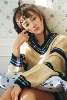 YIN荡的高中女学生小雪